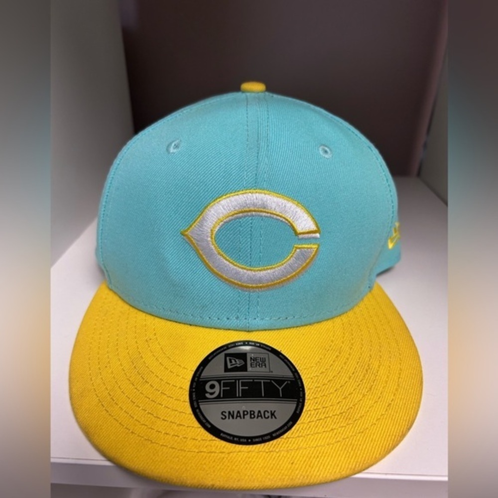 New Era‎ Genuine Merchandise Cap in Aqua and Black